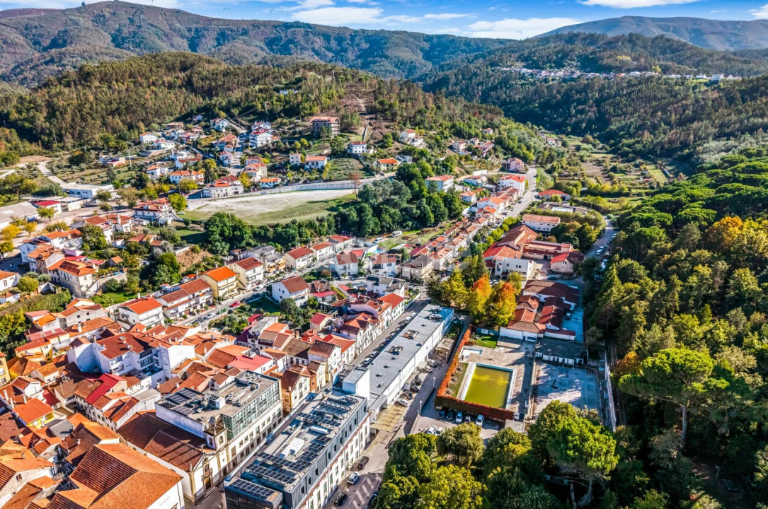 Moradia T4 para Venda em Arganil Foto 10