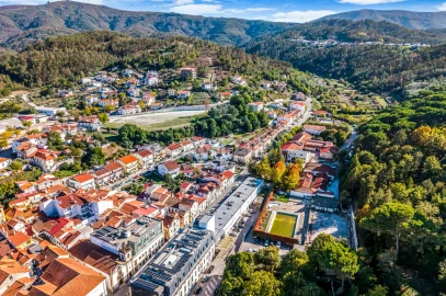 Moradia T4 para Venda em Arganil