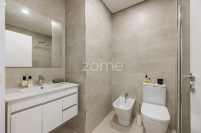 Apartamento T3 para Venda em Grijó e Sermonde