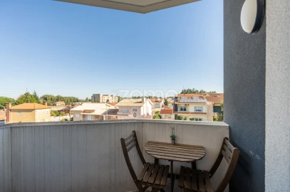 Apartamento T3 para Venda em Grijó e Sermonde