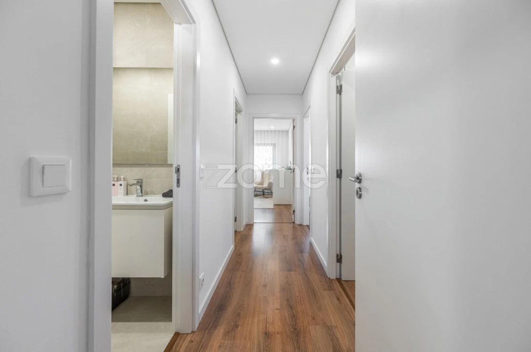 Apartamento T3 para Venda em Grijó e Sermonde Foto 9