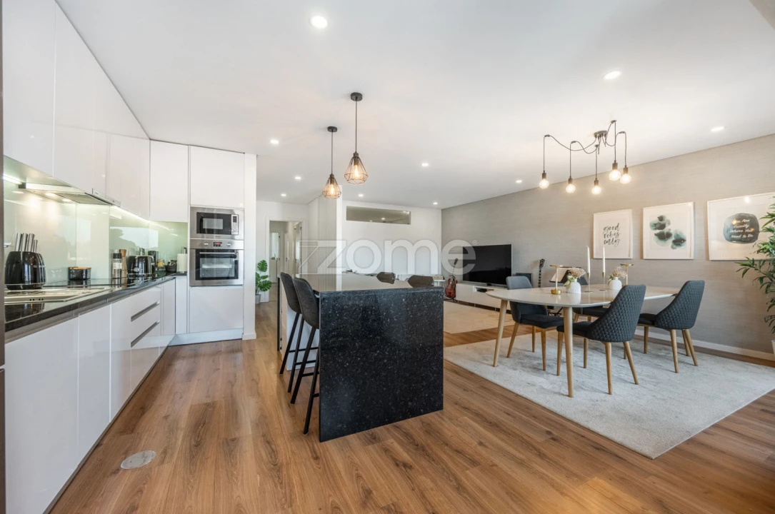 Apartamento T3 para Venda em Grijó e Sermonde Foto 5