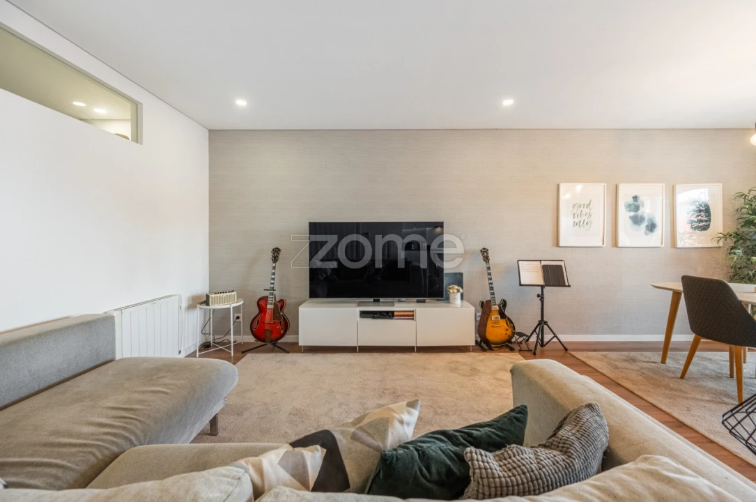 Apartamento T3 para Venda em Grijó e Sermonde Foto 1
