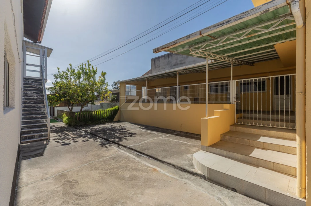 Moradia T5 para Venda em Souselas e Botão Foto 9