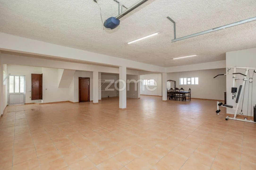 Moradia T5 para Venda em Souselas e Botão Foto 13