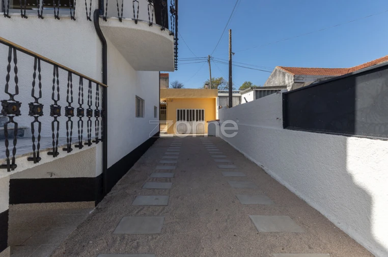 Moradia T5 para Venda em Souselas e Botão Foto 4