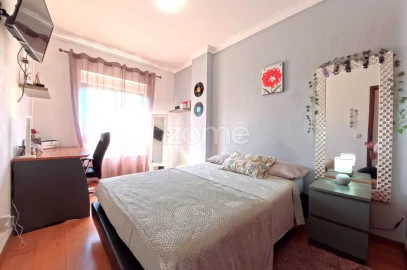 Apartamento T3 para Venda em Portimão