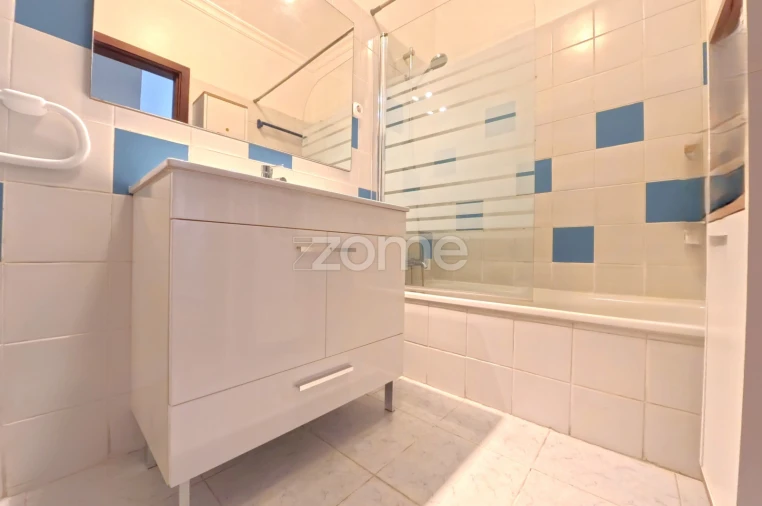 Apartamento T3 para Venda em Portimão Foto 10