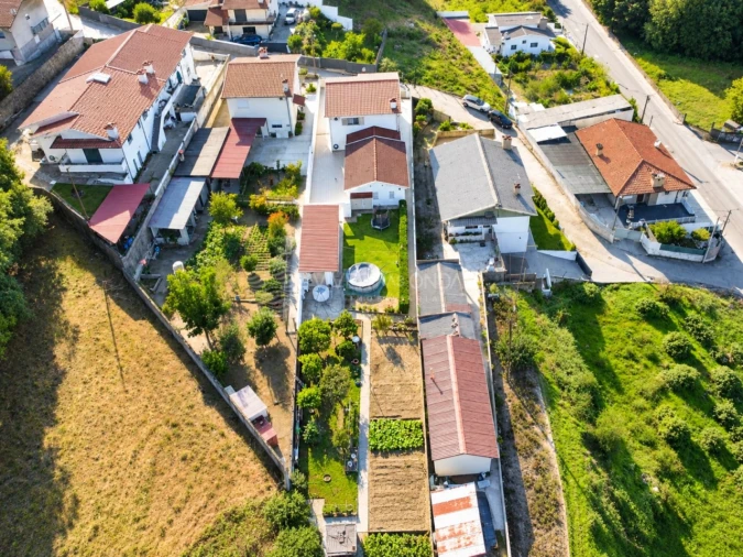 Moradia T4 para Venda em São Tomé de Negrelos Foto 48