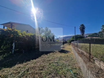 Moradia T3 para Venda em Adoufe e Vilarinho de Samardã