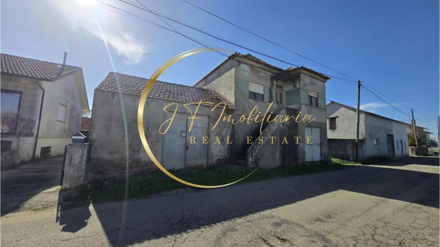 Moradia T4 para Venda em Oliveirinha Foto 3