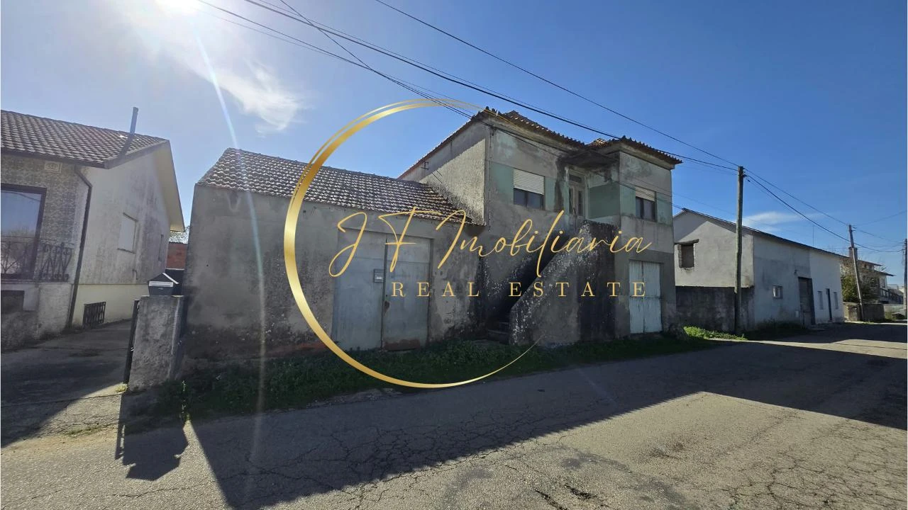 Moradia T4 para Venda em Oliveirinha Foto 3