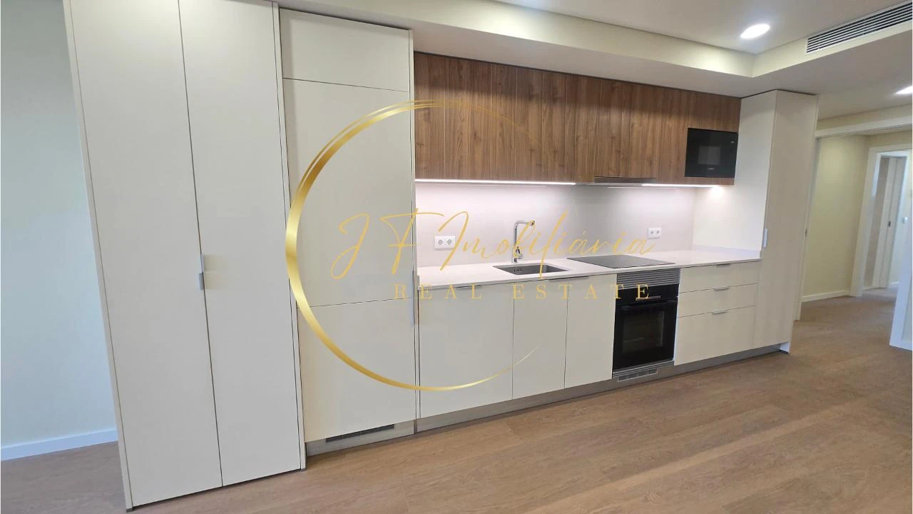 Apartamento T2 para Venda em Esgueira Foto 2