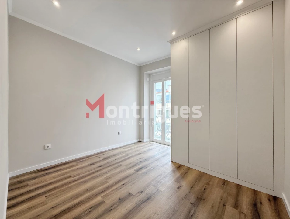 Apartamento T3 para Venda em Arroios Foto 19