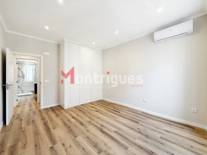 Apartamento T3 para Venda em Arroios Foto 17