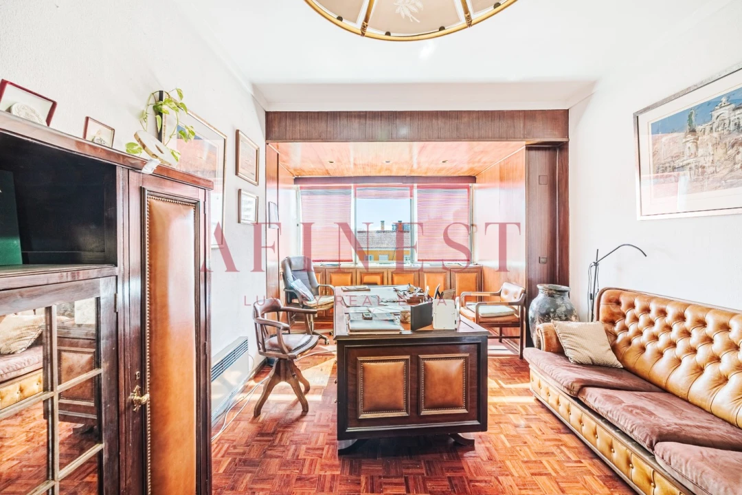 Apartamento T2 para Venda em Alvalade Foto 4