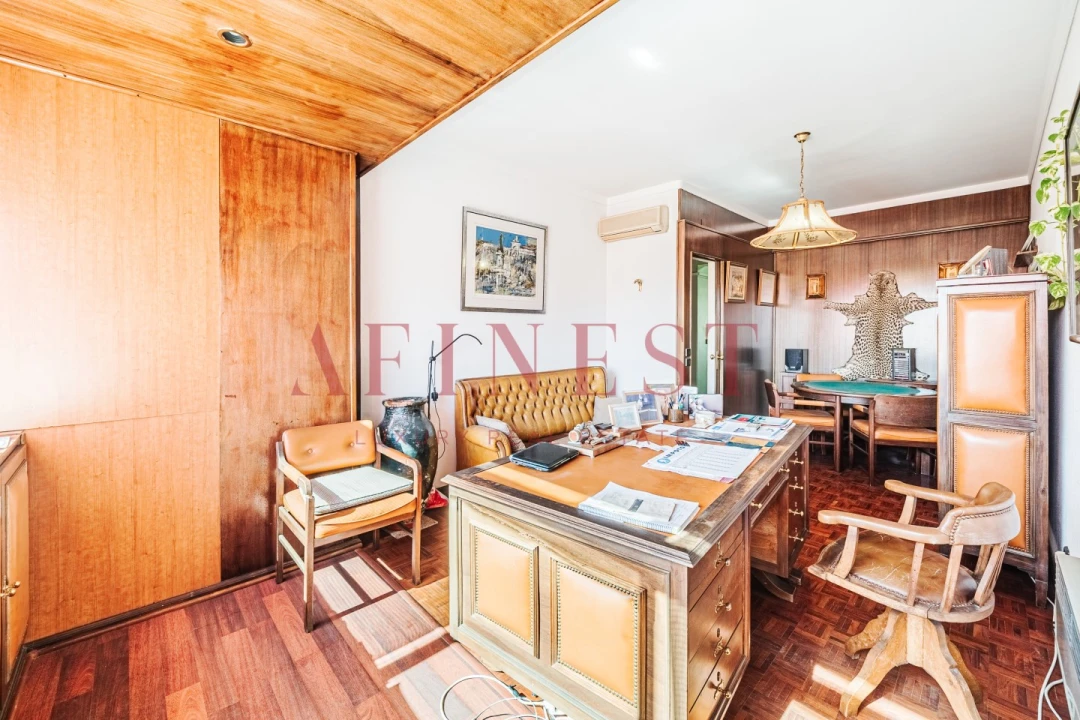 Apartamento T2 para Venda em Alvalade Foto 9