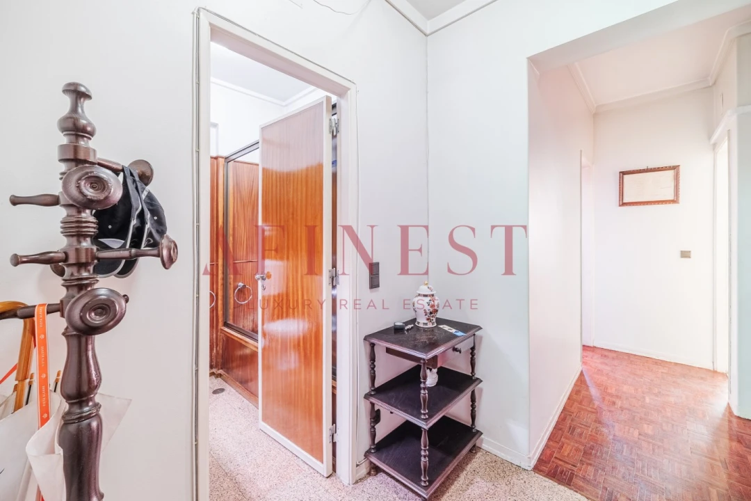 Apartamento T2 para Venda em Alvalade Foto 17