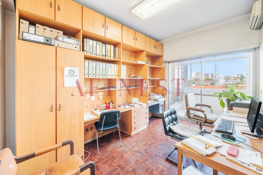 Apartamento T2 para Venda em Alvalade Foto 19