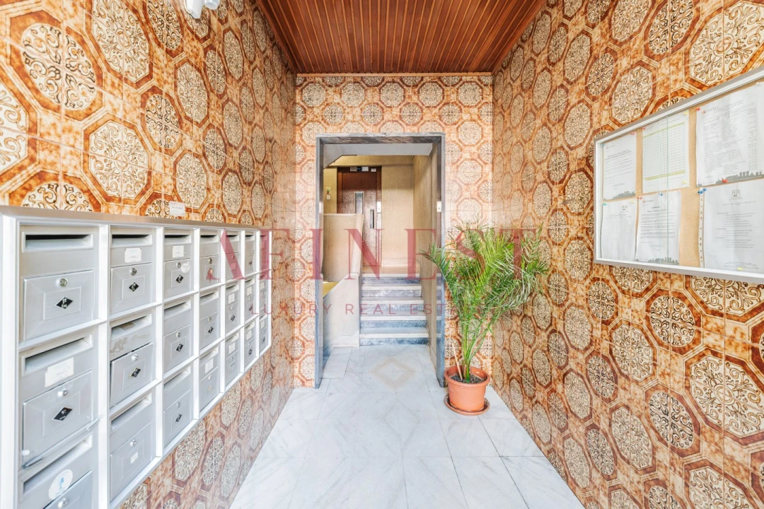 Apartamento T2 para Venda em Alvalade Foto 31