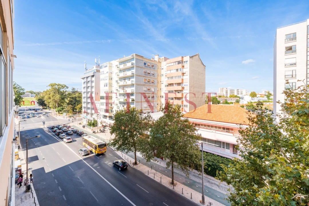 Apartamento T2 para Venda em Alvalade Foto 35