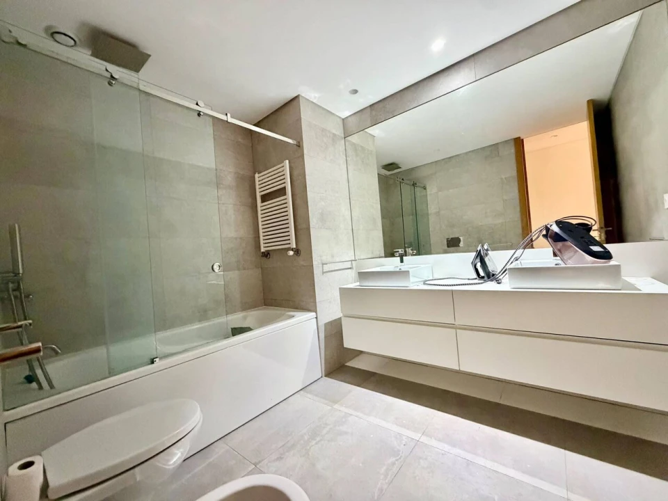 Apartamento T4 para Venda em Oliveira do Douro Foto 21