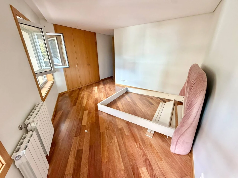Apartamento T4 para Venda em Oliveira do Douro Foto 23