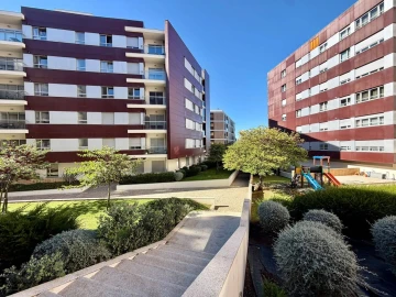 Apartamento T4 para Venda em Oliveira do Douro