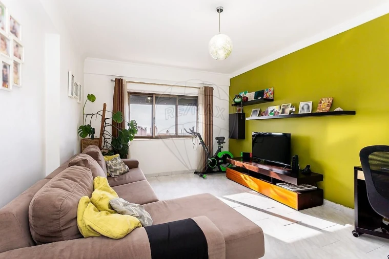 Apartamento T2 para Venda em Santa Iria de Azoia, São João da Talha e Bobadela Foto 10