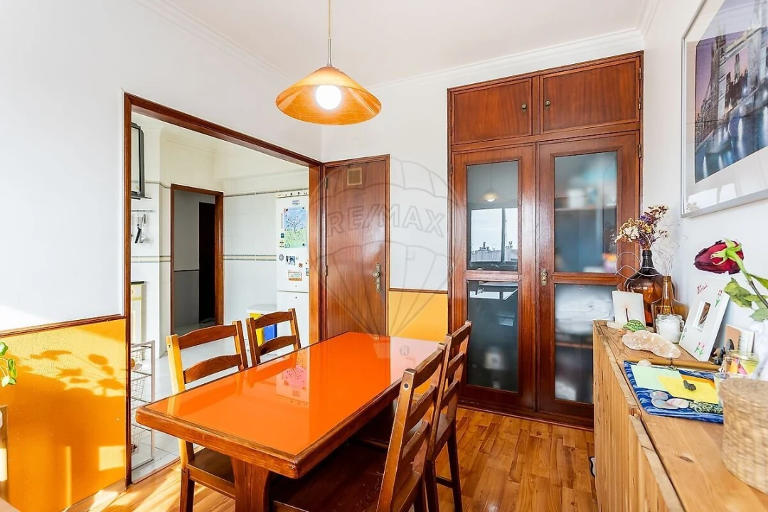 Apartamento T2 para Venda em Santa Iria de Azoia, São João da Talha e Bobadela Foto 9
