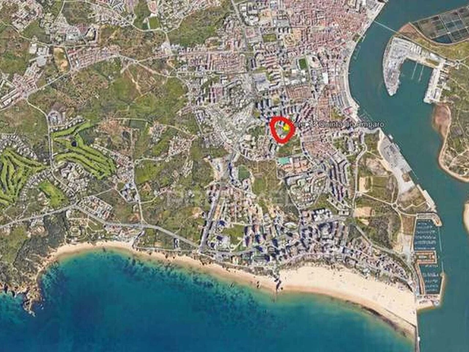 Apartamento T3 para Venda em Portimão Foto 29