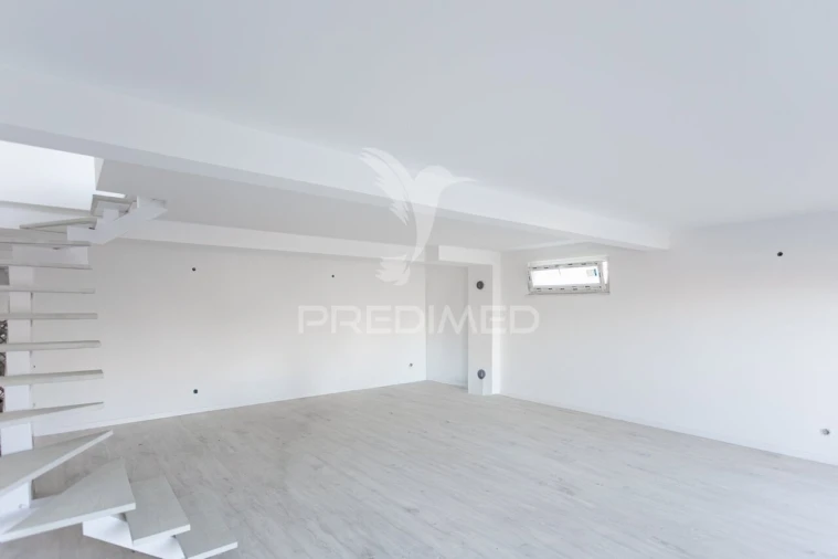 Apartamento T2 para Venda em Seixal, Arrentela e Aldeia de Paio Pires Foto 9
