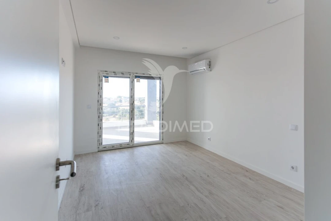 Apartamento T2 para Venda em Seixal, Arrentela e Aldeia de Paio Pires Foto 11