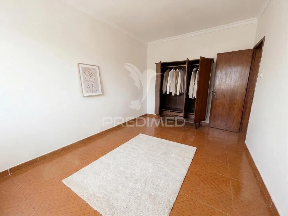 Moradia T2 para Venda em Moita Foto 13