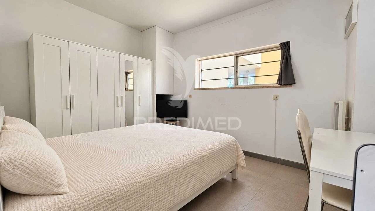 Apartamento T1 para Venda em Portimão Foto 15