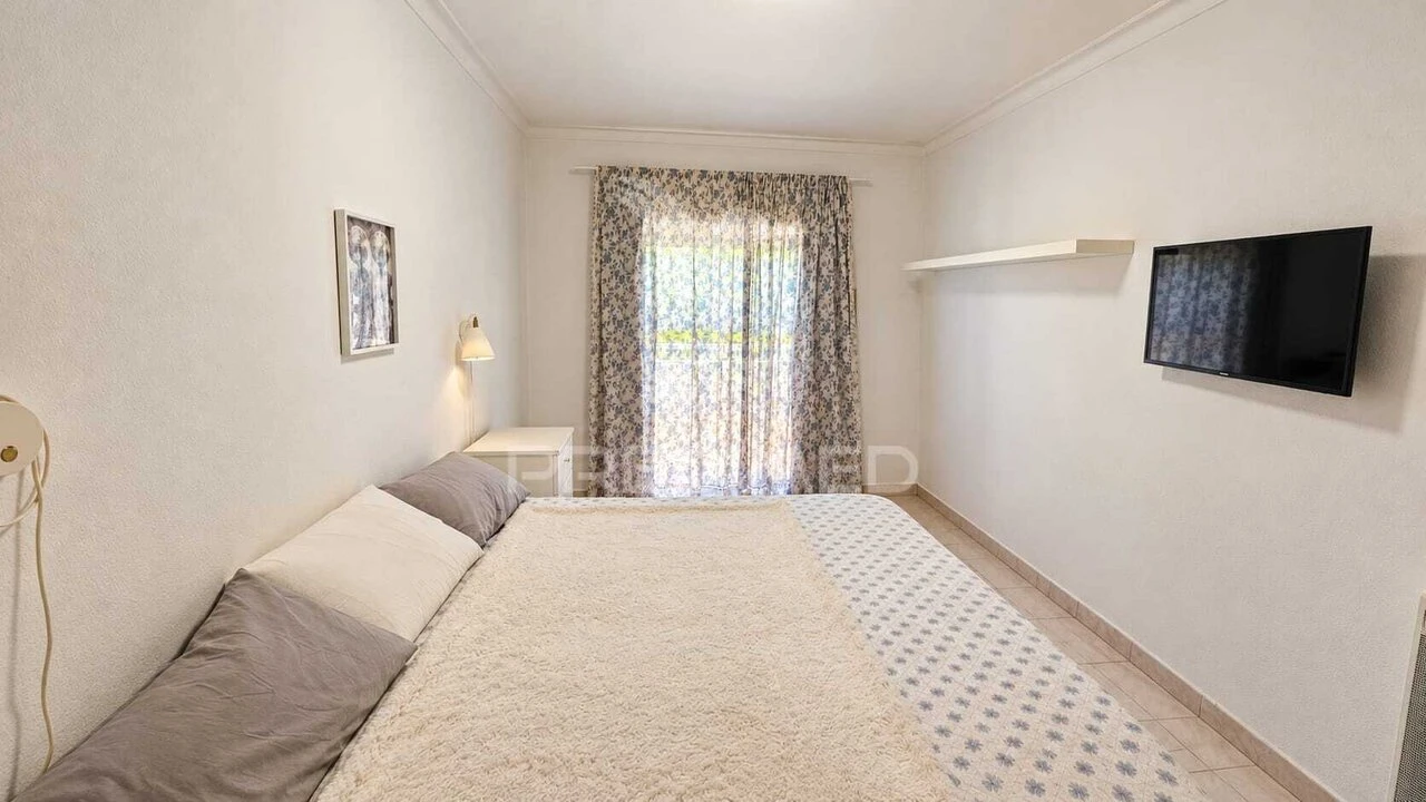 Apartamento T1 para Venda em Portimão Foto 18