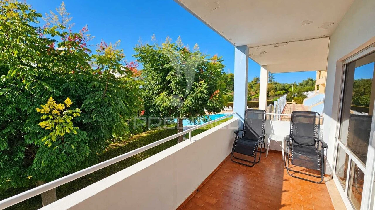 Apartamento T1 para Venda em Portimão Foto 3