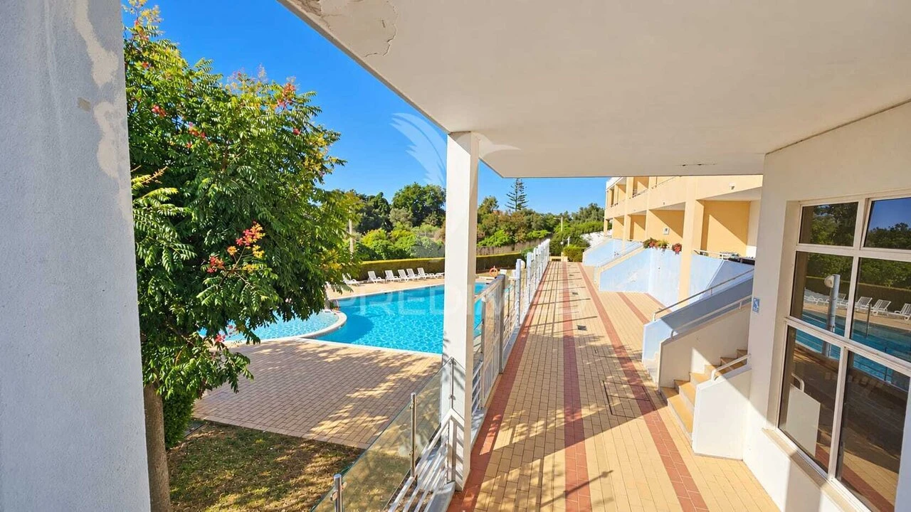Apartamento T1 para Venda em Portimão Foto 1