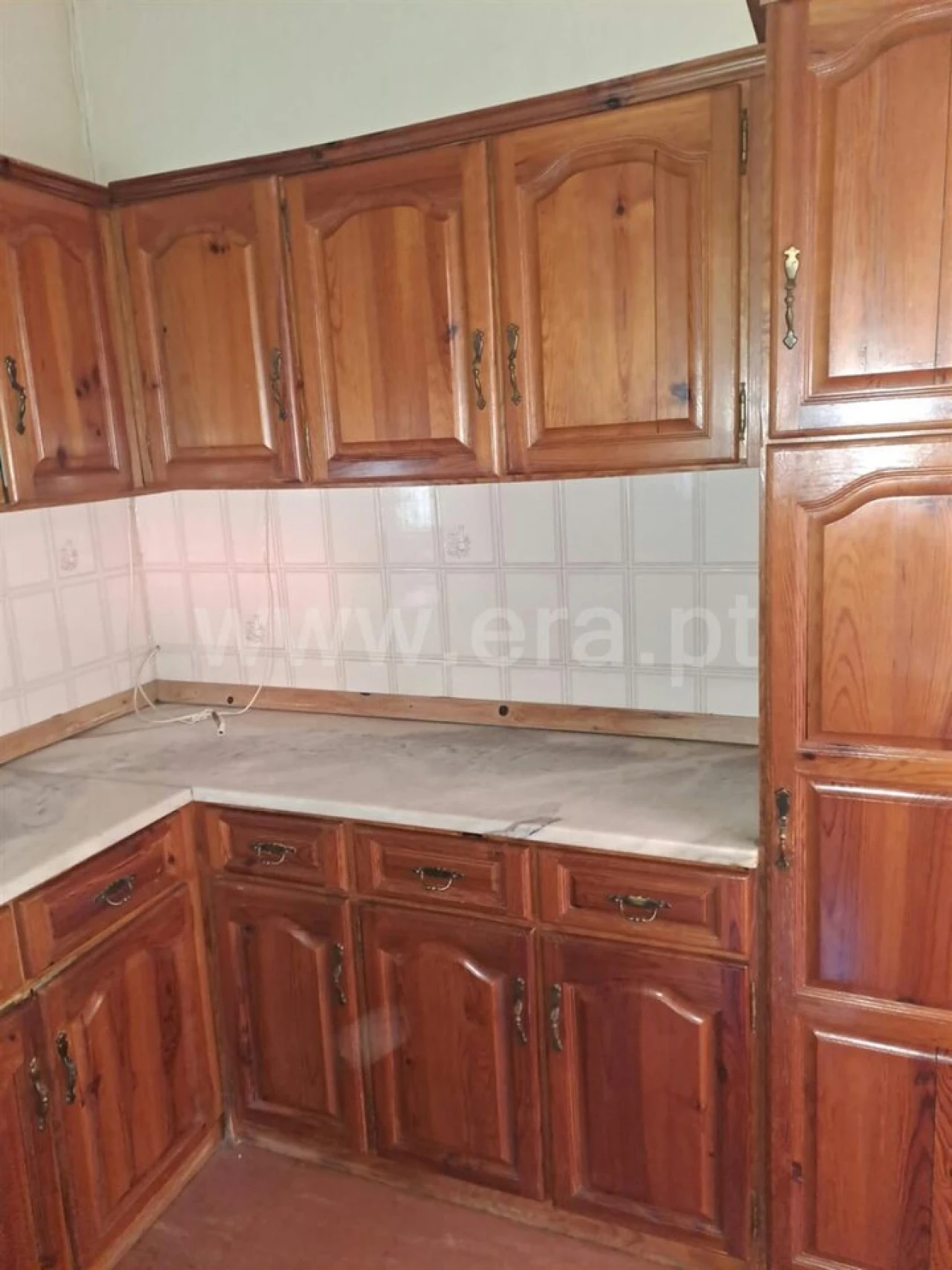 Moradia T4 para Venda em Tortosendo Foto 1