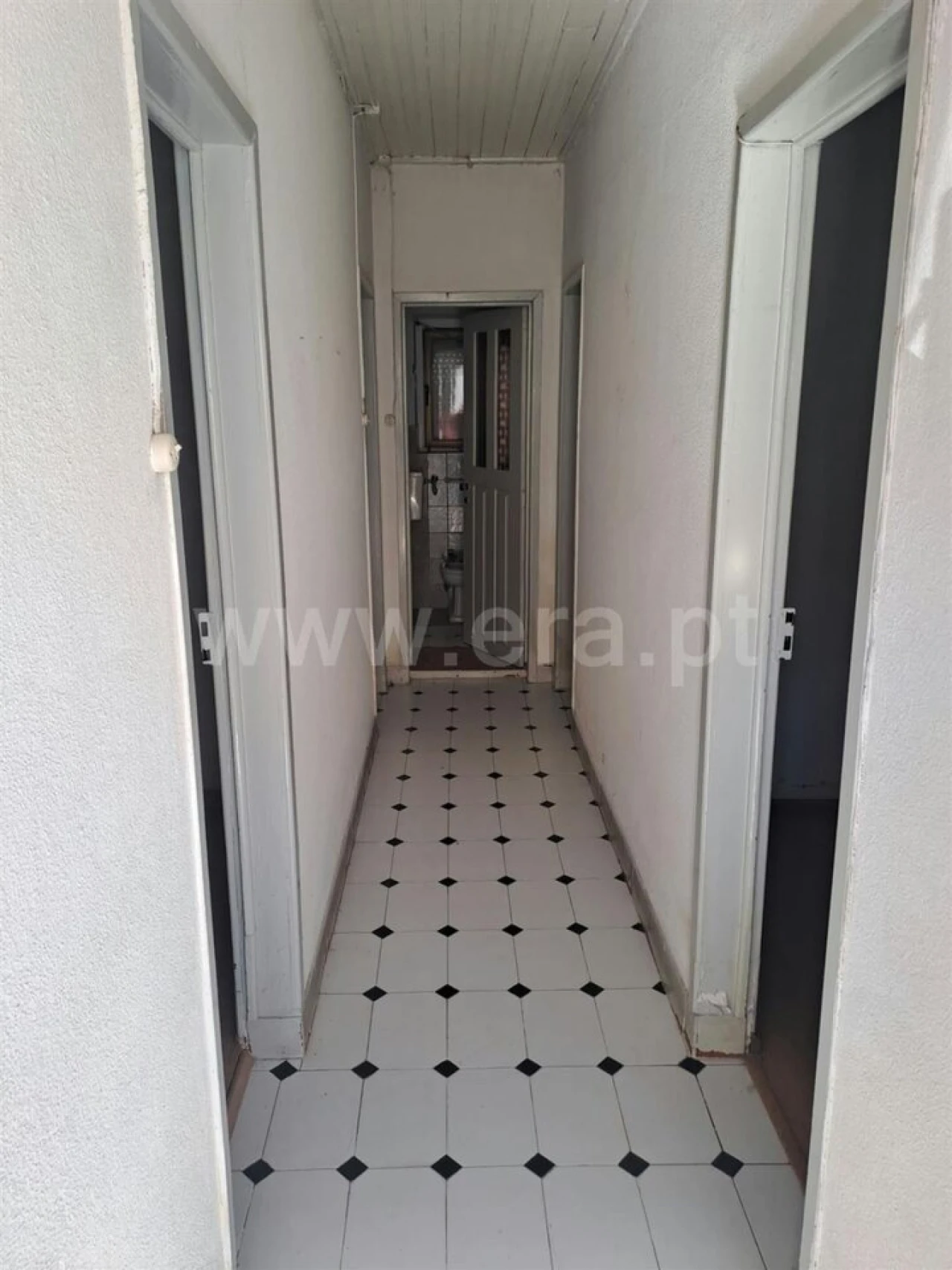 Moradia T4 para Venda em Tortosendo Foto 6