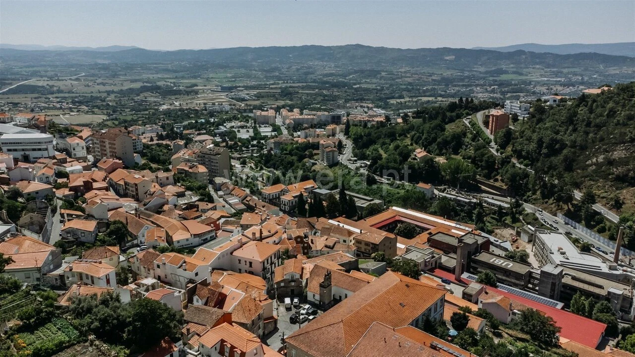 Apartamento T5 para Venda em Covilhã e Canhoso Foto 20