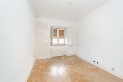 Apartamento T5 para Venda em Covilhã e Canhoso