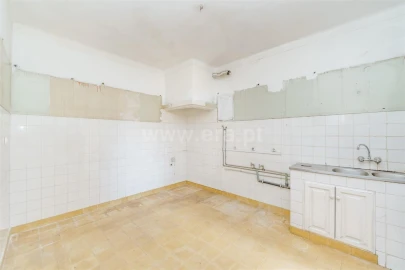Apartamento T5 para Venda em Covilhã e Canhoso