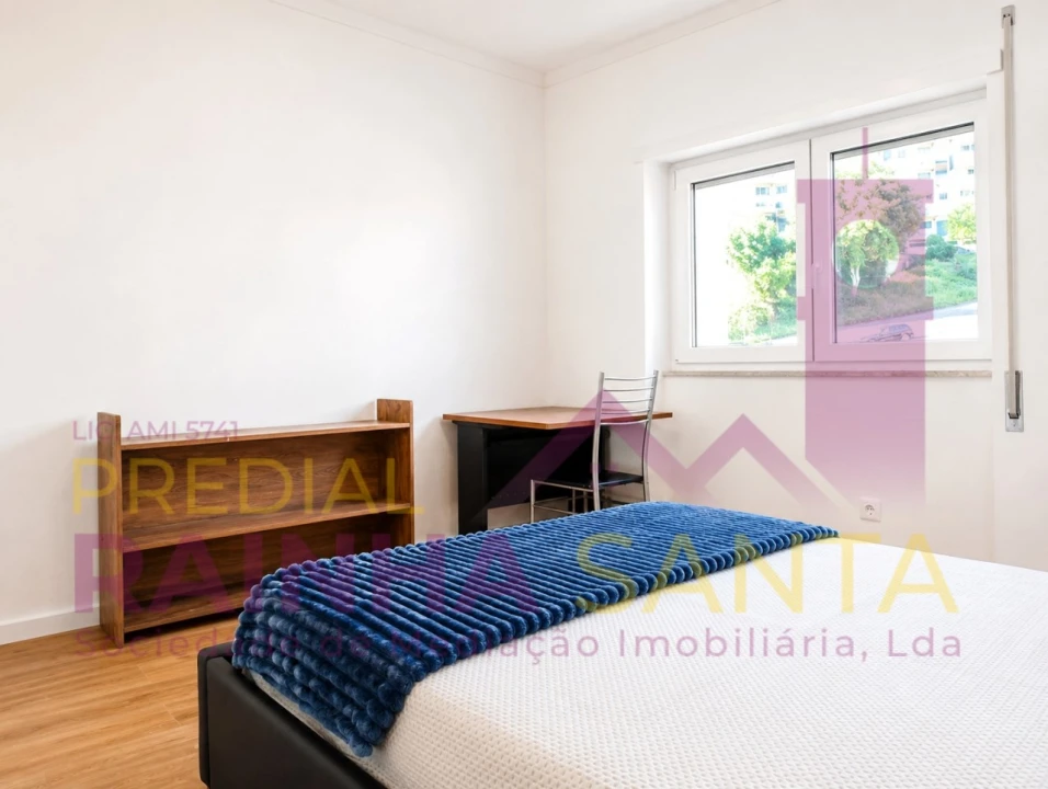 Apartamento T2 para Venda em Santo Antonio dos Olivais Foto 13
