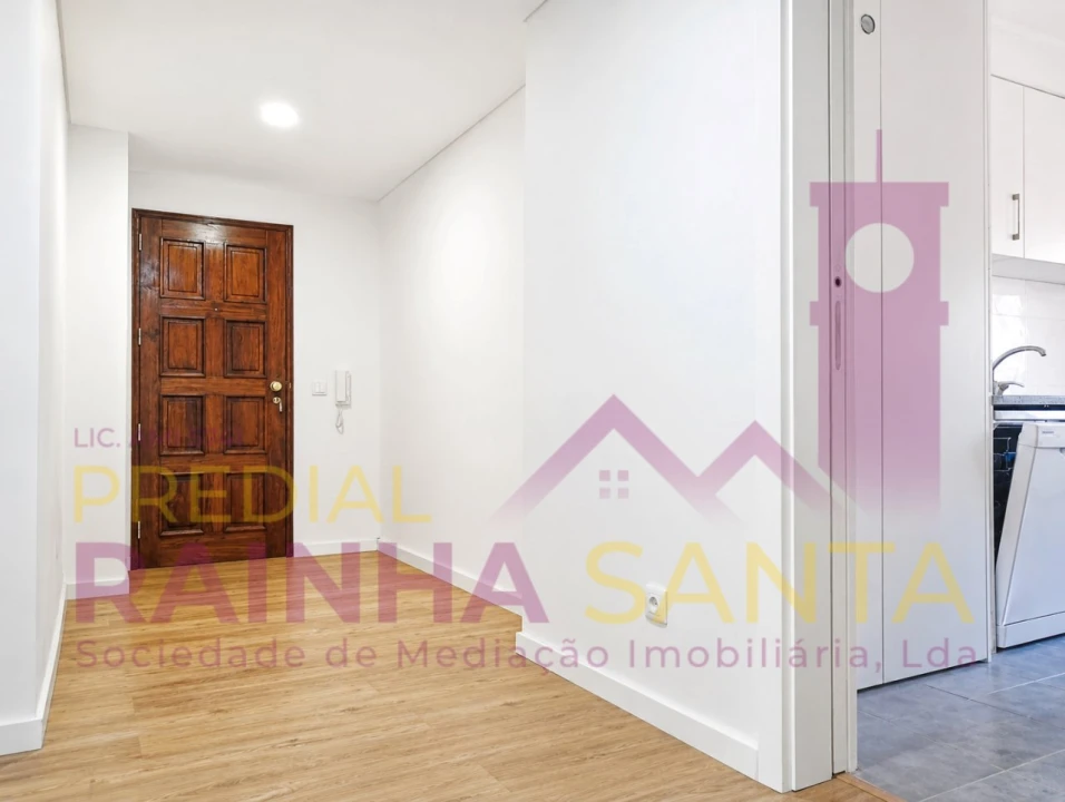 Apartamento T2 para Venda em Santo Antonio dos Olivais Foto 15