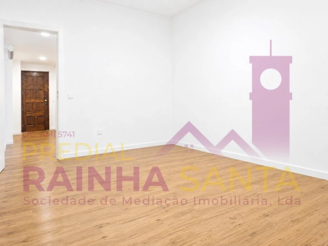 Apartamento T2 para Venda em Santo Antonio dos Olivais Foto 18
