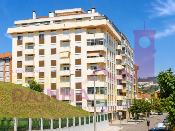 Apartamento T2 para Venda em Santo Antonio dos Olivais Foto 29