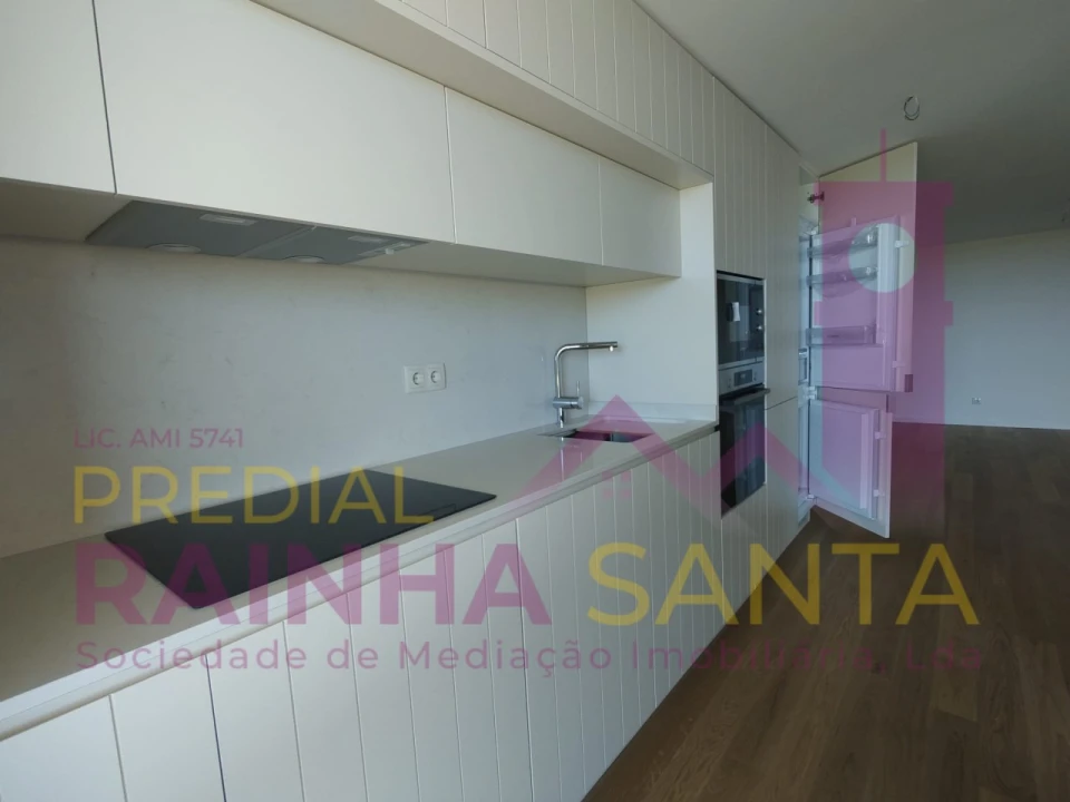Apartamento T2 para Venda em Santa Clara e Castelo Viegas Foto 4