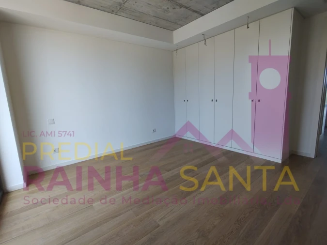 Apartamento T2 para Venda em Santa Clara e Castelo Viegas Foto 5
