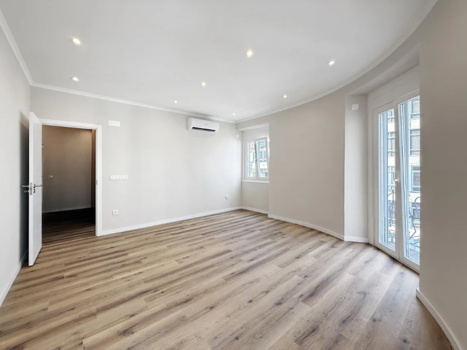 Apartamento T3 para Venda em Arroios Foto 3